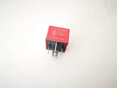 Автозапчасти б/у реле за renault laguna ii (bg0) 1.9 dci diesel ссылки oem iam 7700844682a