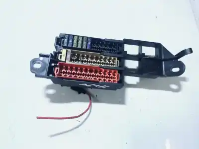 İkinci el araba yedek parçası RÖLE/SIGORTA KUTUSU için AUDI Q7 (4L)  OEM IAM referansları 4L0971845A  