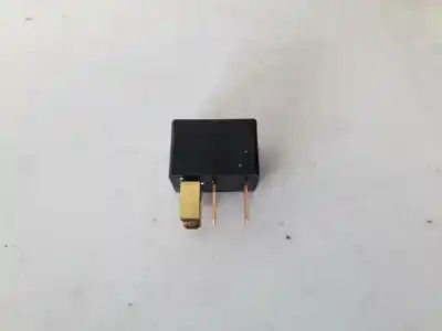 Peça sobressalente para automóvel em segunda mão relé para automóvel por toyota avensis wagon (t25) 2.0 d-4d executive referências oem iam 9098702024