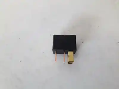 Peça sobressalente para automóvel em segunda mão relé para automóvel por toyota avensis wagon (t25) 2.0 d-4d executive referências oem iam 9098702024