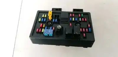 Peça sobressalente para automóvel em segunda mão caixa de fusíveis e relés por chevrolet captiva 2.0 d 4wd referências oem iam 