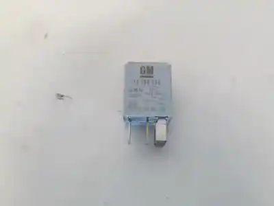 Second-hand car spare part relay for opel meriva b 1.7 16v cdti oem iam references 13100504