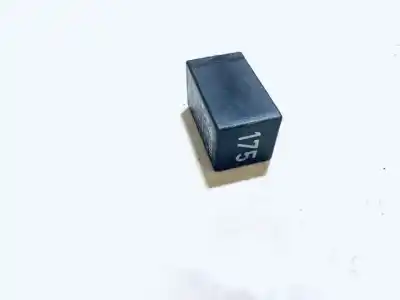 Second-hand car spare part relay for audi a3 (8l) 1.8 ambiente oem iam references 3a0927181  61233005