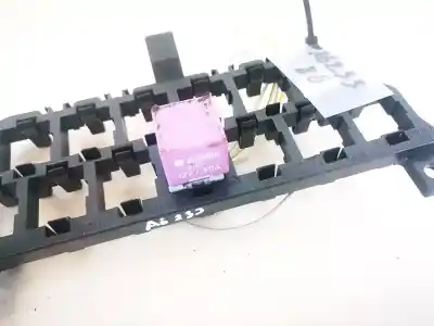 Second-hand car spare part relay for audi a4 avant (b5) 1.8 oem iam references 431951253g  899516, 8d0937503