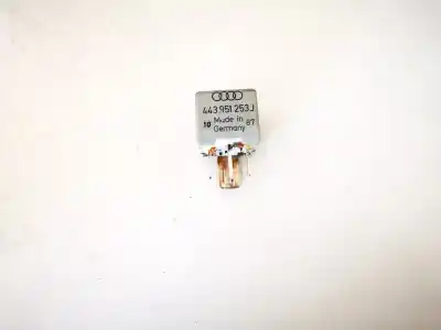Pezzo di ricambio per auto di seconda mano  per VOLKSWAGEN PASSAT VARIANT (3B5)  Riferimenti OEM IAM 443951253J  899511