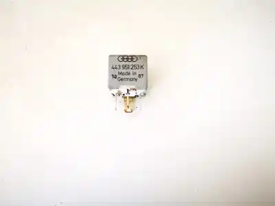 Pezzo di ricambio per auto di seconda mano  per VOLKSWAGEN PASSAT VARIANT (3B5)  Riferimenti OEM IAM 443951253K  899512