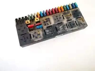 Pezzo di ricambio per auto di seconda mano  per VOLKSWAGEN PASSAT VARIANT (3B5)  Riferimenti OEM IAM 443941822A  