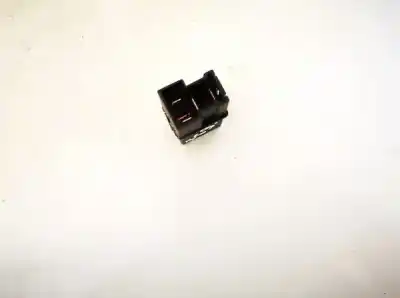 Second-hand car spare part relay for mitsubishi space star (dg0) 1.9 di-d cat oem iam references mb953382  