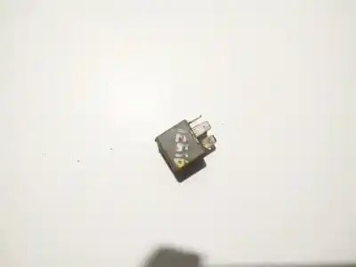 Second-hand car spare part relay for audi a2 (8z) 1.4 16v oem iam references 443951253k  