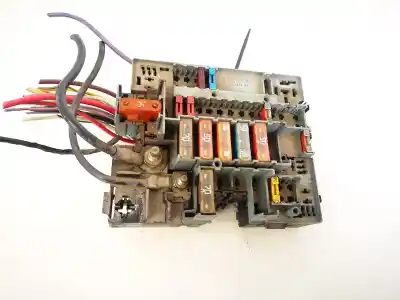 Second-hand car spare part fuse box unit for peugeot partner (s2) 1.9 diesel oem iam references 9628024480