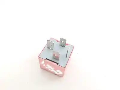 Peça sobressalente para automóvel em segunda mão relé para automóvel por dacia sandero 1.6 cat referências oem iam 8200308271  