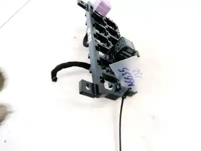 Second-hand car spare part fuse box unit for audi a4 avant (b5) 1.9 tdi oem iam references 8d0937503e  