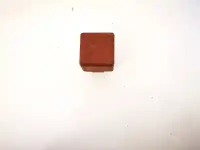 Second-hand car spare part relay for fiat doblo (119) 1.3 16v multijet dynamic pan. oem iam references 7700810929