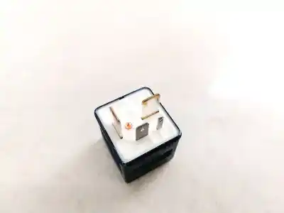 Second-hand car spare part relay for audi a4 avant (b5) 1.9 tdi oem iam references 8a0951253  899587