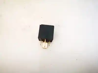 Pezzo di ricambio per auto di seconda mano relè per fiat stilo (192) 1.9 jtd / 1.9 jtd 115 active riferimenti oem iam 46520419  