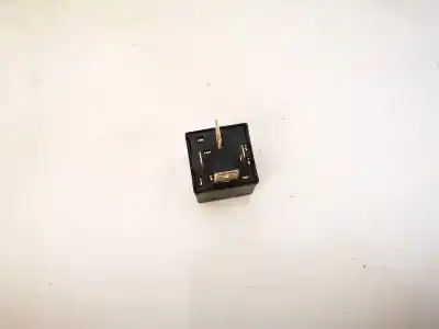 Pezzo di ricambio per auto di seconda mano relè per fiat stilo (192) 1.9 jtd / 1.9 jtd 115 active riferimenti oem iam 46520419  