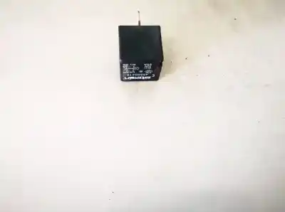 Pezzo di ricambio per auto di seconda mano relè per fiat stilo (192) 1.9 jtd / 1.9 jtd 115 active riferimenti oem iam 46520419