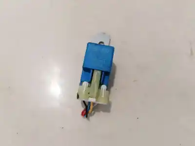 Peça sobressalente para automóvel em segunda mão relé para automóvel por kia ceed, i 2006.12 - 2010.05 1.6 93kw 2008.02 - 20012.05 referências oem iam 952251f100