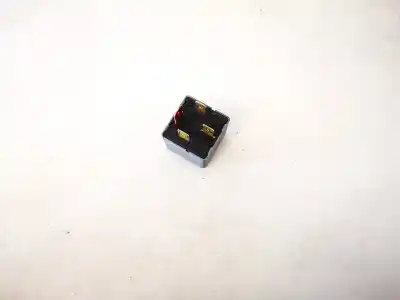 Pezzo di ricambio per auto di seconda mano relè per kia sorento 2.5 crdi ex riferimenti oem iam 0k53a67740  ok53a67740