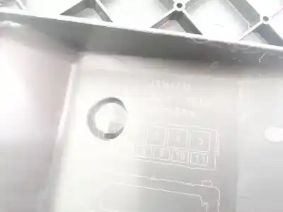 Second-hand car spare part fuse box unit for opel meriva b 1.7 16v cdti oem iam references 13144736  