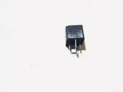 Second-hand car spare part relay for volkswagen golf iv (1j1) 1.9 tdi oem iam references 95vw10k705ca