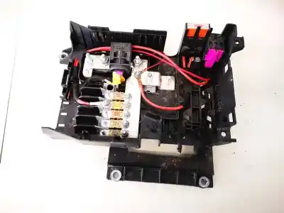 Pièce détachée automobile d'occasion BOÎTES À FUSIBLES pour AUDI Q7 (4L)  Références OEM IAM 7L0937548C  