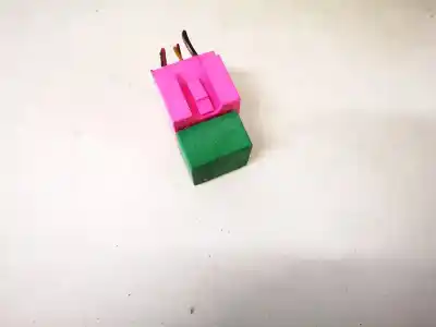 Peça sobressalente para automóvel em segunda mão relé para automóvel por opel omega b 2.0 16v cat (x 20 xev / l34) referências oem iam 90491246