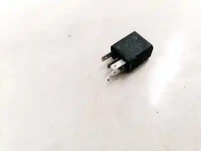 Pezzo di ricambio per auto di seconda mano relè per fiat stilo (192) 1.9 jtd / 1.9 jtd 115 active riferimenti oem iam 46520421  a727