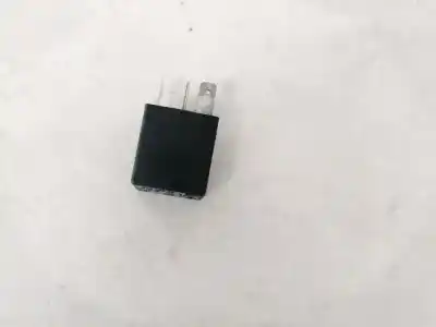 Second-hand car spare part relay for saab 9-5 (ys3e) 2.3 turbo oem iam references 90229206  