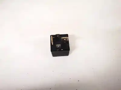 Pezzo di ricambio per auto di seconda mano relè per fiat stilo (192) 1.9 jtd / 1.9 jtd 115 active riferimenti oem iam 46520419  