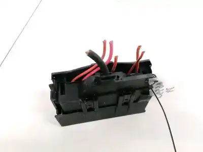 Second-hand car spare part fuse box unit for opel meriva 1.6 cat (z 16 se / l55) oem iam references 90589541  