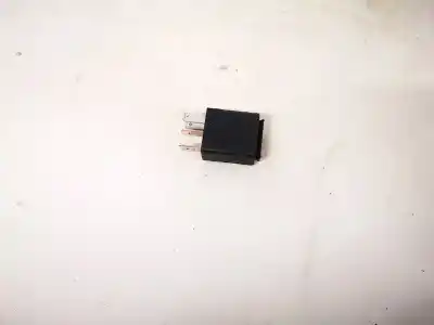 Second-hand car spare part relay for opel corsa c 1.2 16v cat (z 12 xe / lw4) oem iam references 24435922  702.20