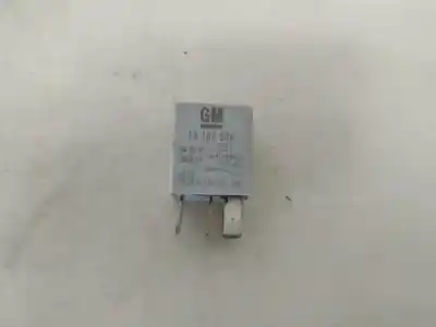 Pezzo di ricambio per auto di seconda mano relè per opel meriva 1.6 cat (z 16 se / l55) riferimenti oem iam 13100504  0332201100