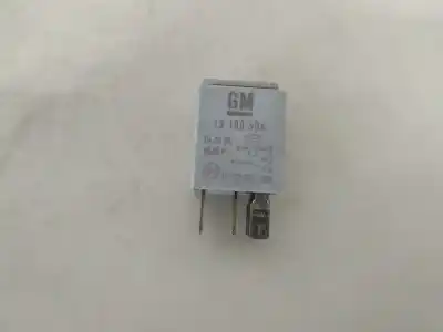 Pezzo di ricambio per auto di seconda mano relè per opel meriva 1.6 cat (z 16 se / l55) riferimenti oem iam 13100504  0332201100