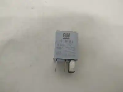 Pezzo di ricambio per auto di seconda mano relè per opel meriva 1.6 cat (z 16 se / l55) riferimenti oem iam 13100504  0332201100