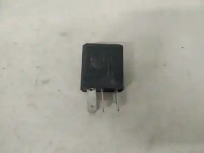 Pezzo di ricambio per auto di seconda mano relè per opel meriva 1.6 cat (z 16 se / l55) riferimenti oem iam 24435922  702.20