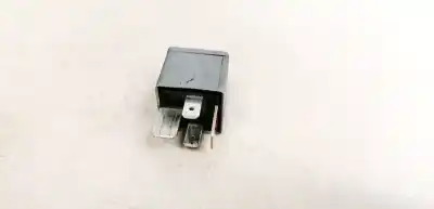 Second-hand car spare part relay for audi a6 avant (4b5) 2.7 t quattro oem iam references 8d0951253  v23134-j52-x300