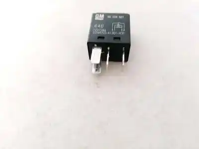 Recambio de automóvil de segunda mano de relé para automóvil para opel vectra b caravan 1.6 16v referencias oem iam 90508807  