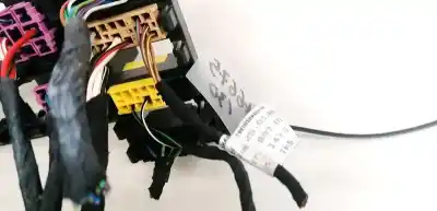 Second-hand car spare part fuse box unit for audi 80 (811/813) 1.8 oem iam references 893937503  