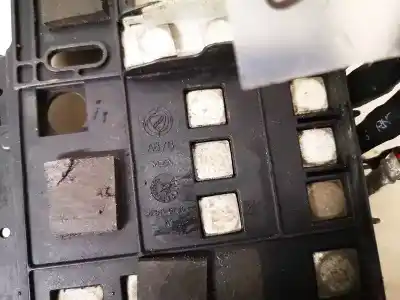 Second-hand car spare part fuse box unit for fiat stilo (192) 1.9 jtd 80 active oem iam references a878  