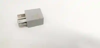 Second-hand car spare part relay for opel vectra c (z02) 2.2 dti 16v (f69) oem iam references 90414477  57100