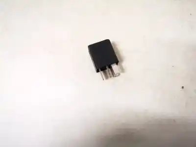 Second-hand car spare part relay for fiat stilo (192) 1.9 jtd 80 active oem iam references 46520421