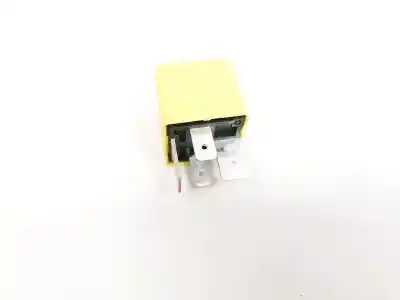 Second-hand car spare part relay for opel vectra c (z02) 2.2 dti 16v (f69) oem iam references 90226846  v23134-j52-x369