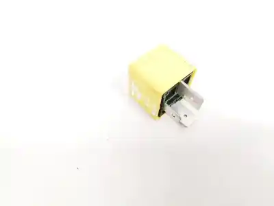 Second-hand car spare part relay for opel vectra c (z02) 2.2 dti 16v (f69) oem iam references 90226846  v23134-j52-x369