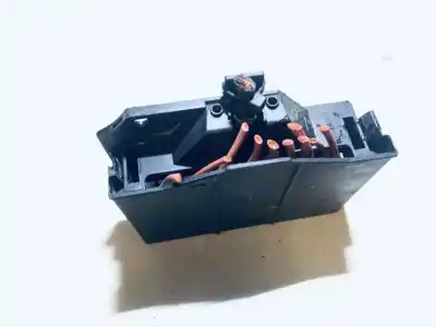 Second-hand car spare part fuse box unit for opel meriva b 1.7 16v cdti oem iam references 90589541  