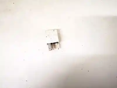 Second-hand car spare part relay for kia sorento 2.5 crdi ex oem iam references 9522538050