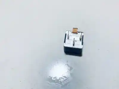 Second-hand car spare part relay for audi a4, b6 2000.11 - 2004.11 2.0 96kw 2000.11 - 2004.12 oem iam references 141951253b  