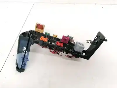 Pezzo di ricambio per auto di seconda mano  per AUDI A4 AVANT (B5)  Riferimenti OEM IAM 8D1937545  