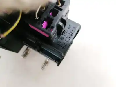 Second-hand car spare part fuse box unit for audi a4 avant (b5) 1.9 tdi oem iam references 8l0941822a  