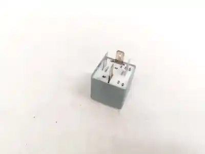 Pezzo di ricambio per auto di seconda mano  per AUDI A4 AVANT (B5)  Riferimenti OEM IAM 899512000  443951253K